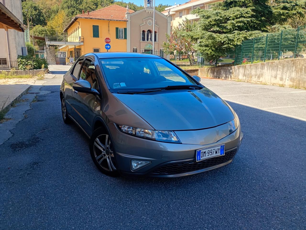Honda Civic 2.2 i-CTDi 5p. Exclusive LH LE