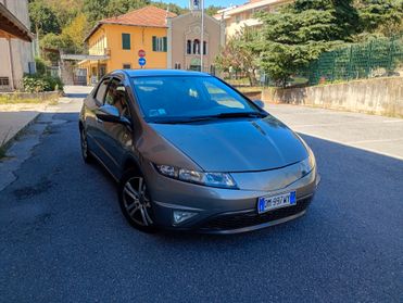 Honda Civic 2.2 i-CTDi 5p. Exclusive LH LE