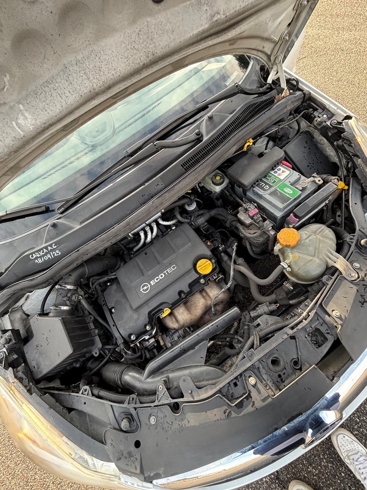 Opel Corsa 1.2 85CV 5 porte GPL-TECH Edition