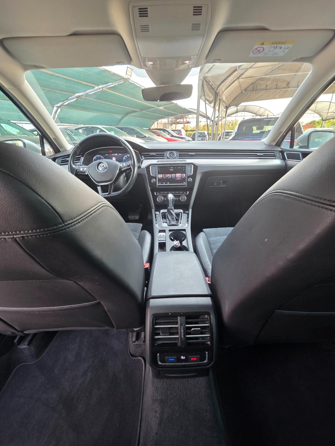 Volkswagen Passat 2.0 TDI DSG Highline BlueMotion Technology