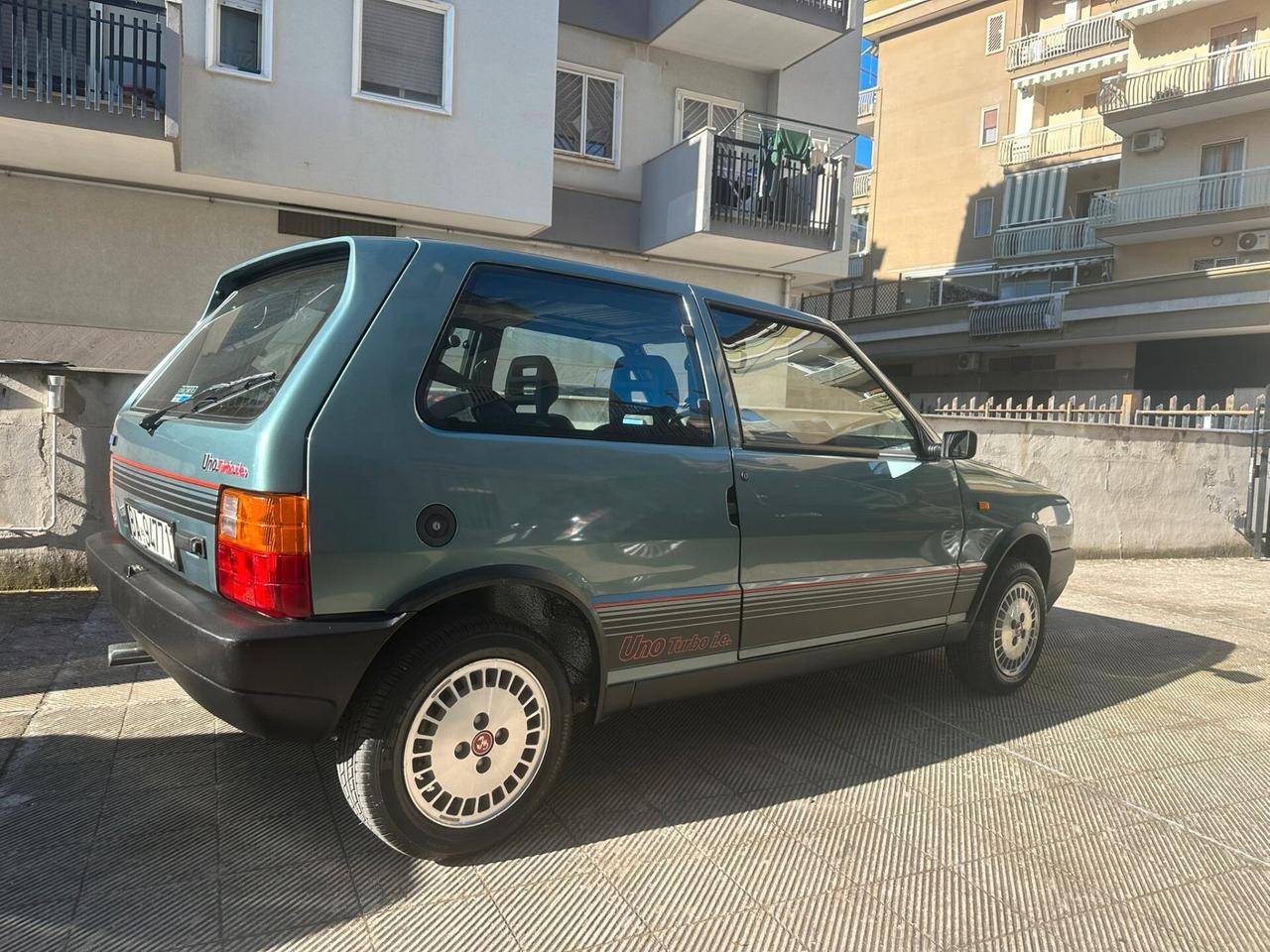 Fiat Uno turbo i.e. 3 porte