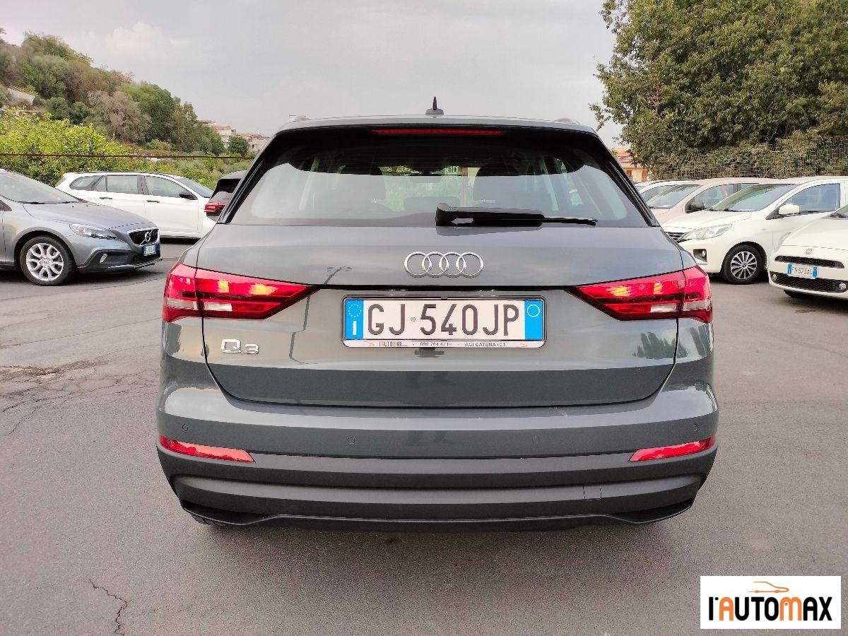 AUDI - Q3 - 35 TDI S tronic Business