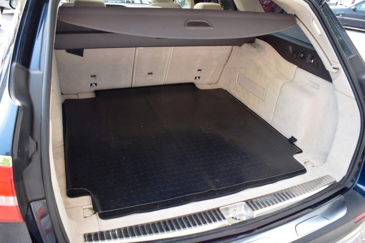 Mercedes-benz E 220 d S.W. 4Matic Auto Premium Plus All-Terrain
