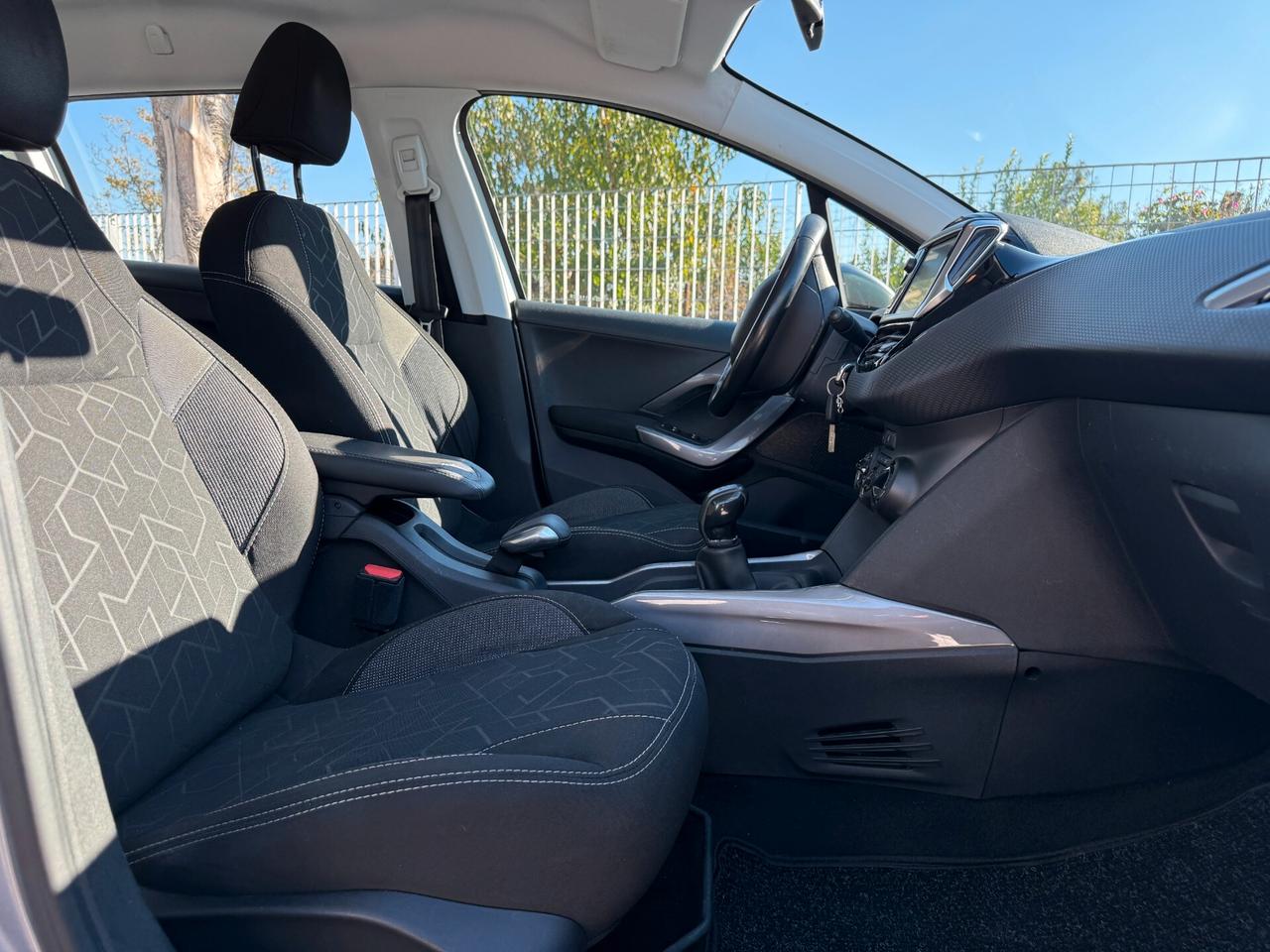 PEUGEOT 2008 2017 1.2 BENZINA 82 CV 82.000 KM