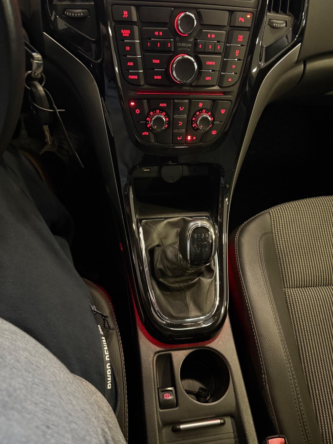 Opel Astra 1.4 Turbo 140CV Sports Tourer GPL Tech Cosmo