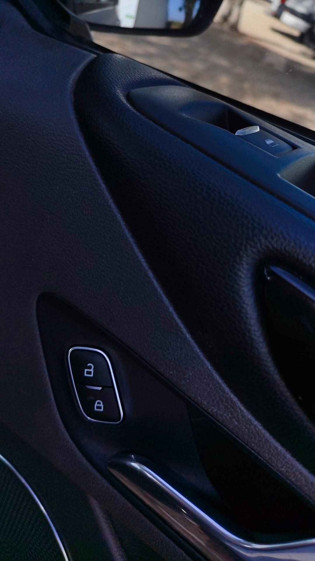 Ford Tourneo Custom 2019 - 2.0 TDCi 8 POSTI LB AUTOMOBILI