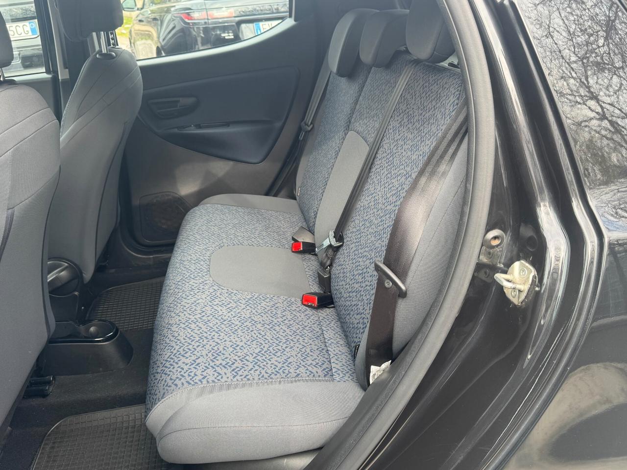 Lancia Ypsilon 1.0 FireFly 5 porte S&S Hybrid Gold Plus