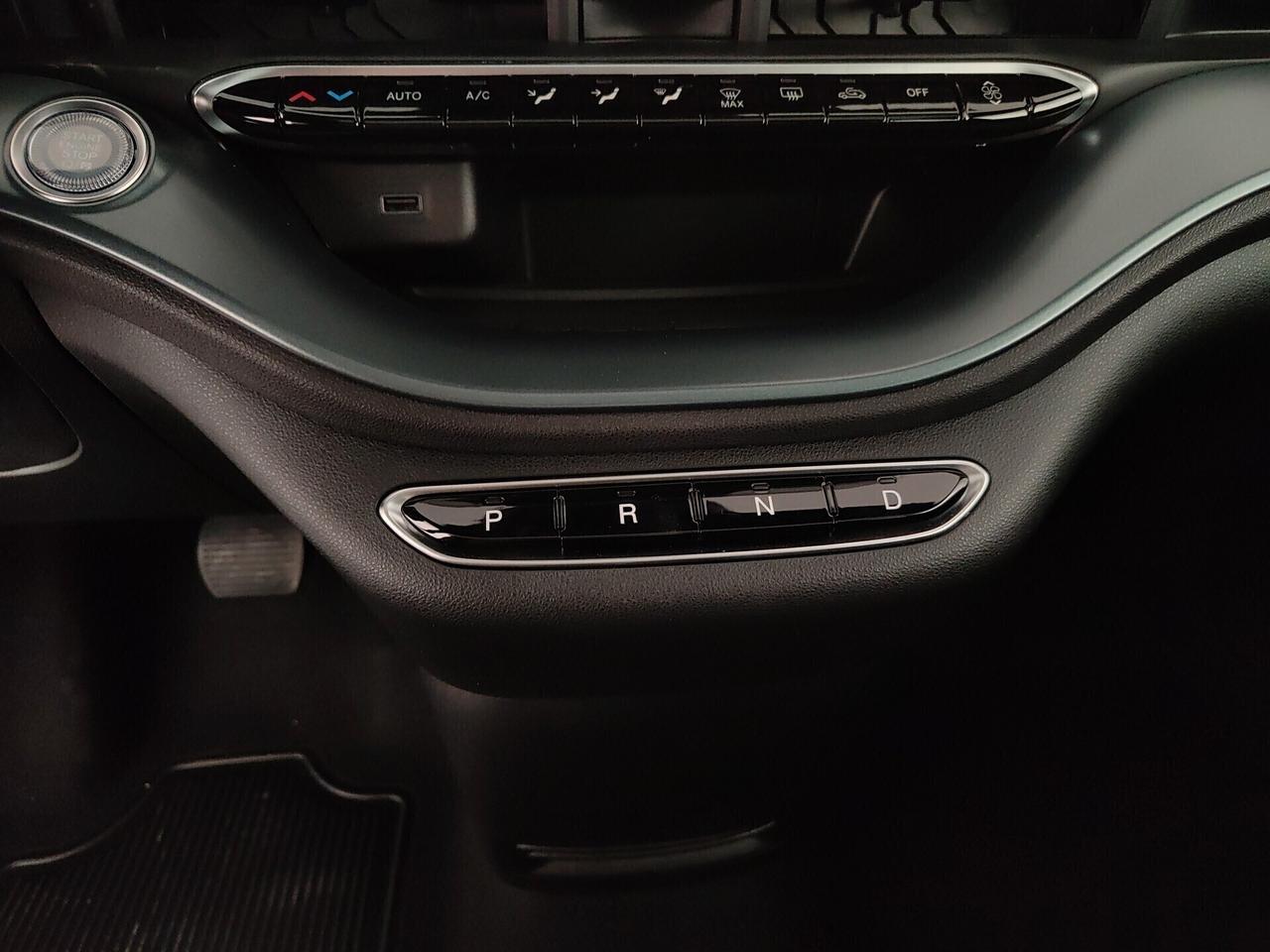 Fiat 500e Berlina 42 kWh Giorgio Armani