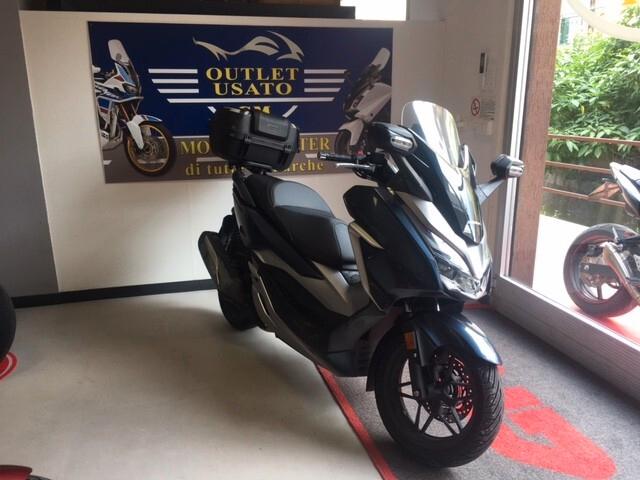 Honda Forza 300 ABS + TCS