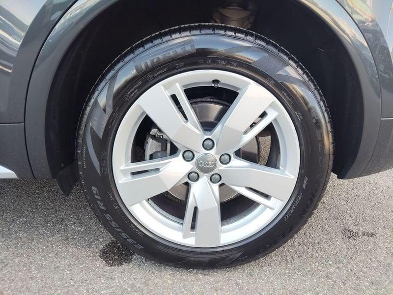 Audi Q5 Q5 40 TDI quattro S tronic Business Sport