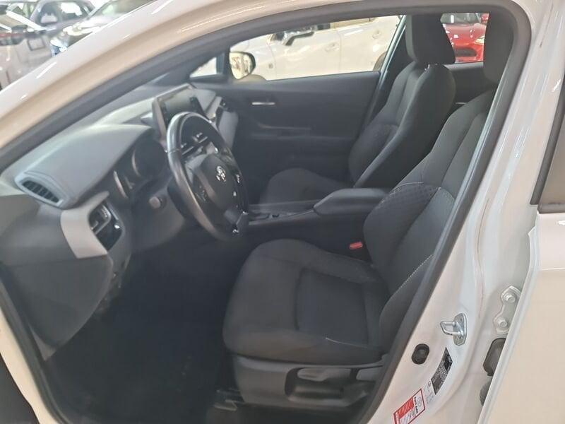 Toyota C-HR C-HR 1.8 Hybrid E-CVT Active