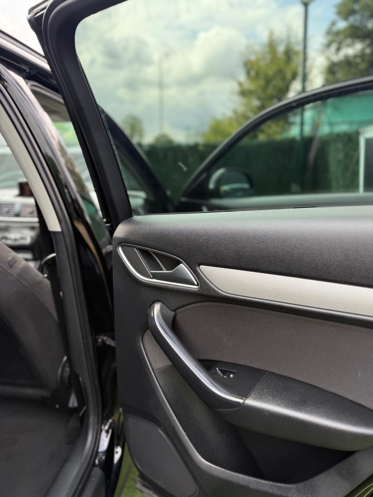 Audi Q3 2012 2.0 TDI MANUALE NEOPATENTATI