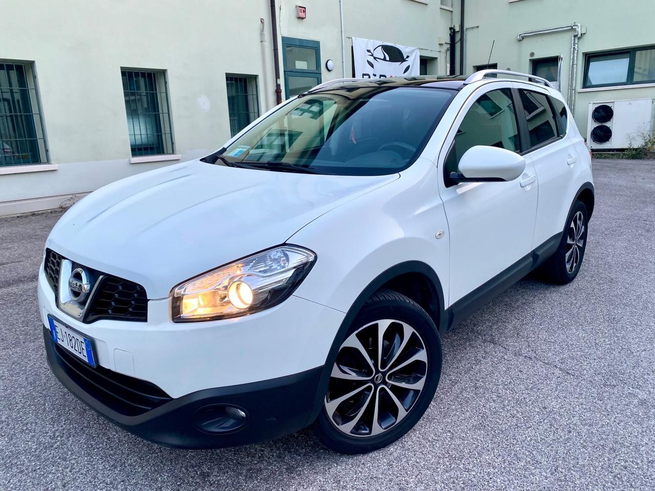 Nissan Qashqai 1.5 dCi Panorama