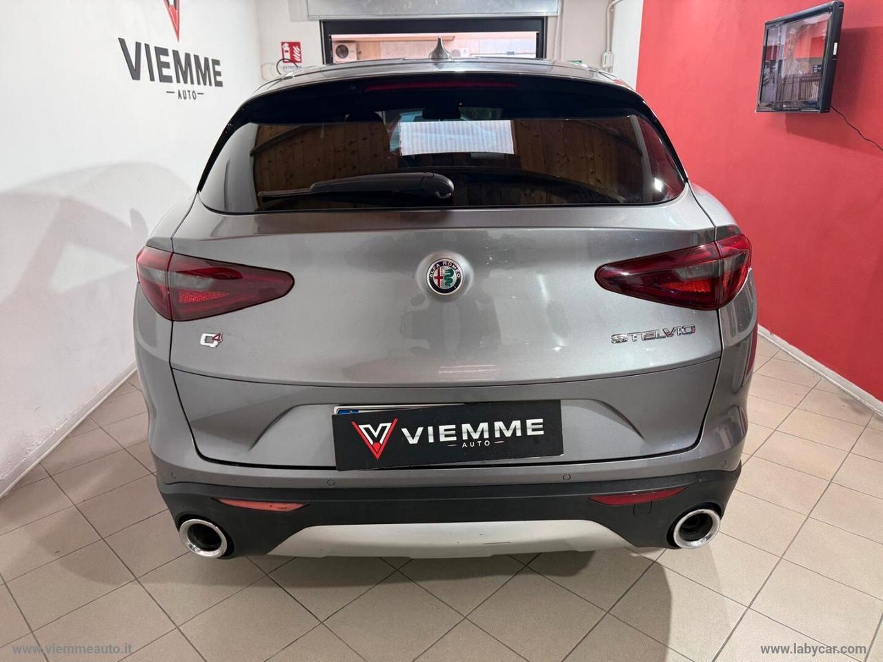 Alfa Romeo Stelvio 2.2 Turbodiesel 210 CV AT8 Q4 Super