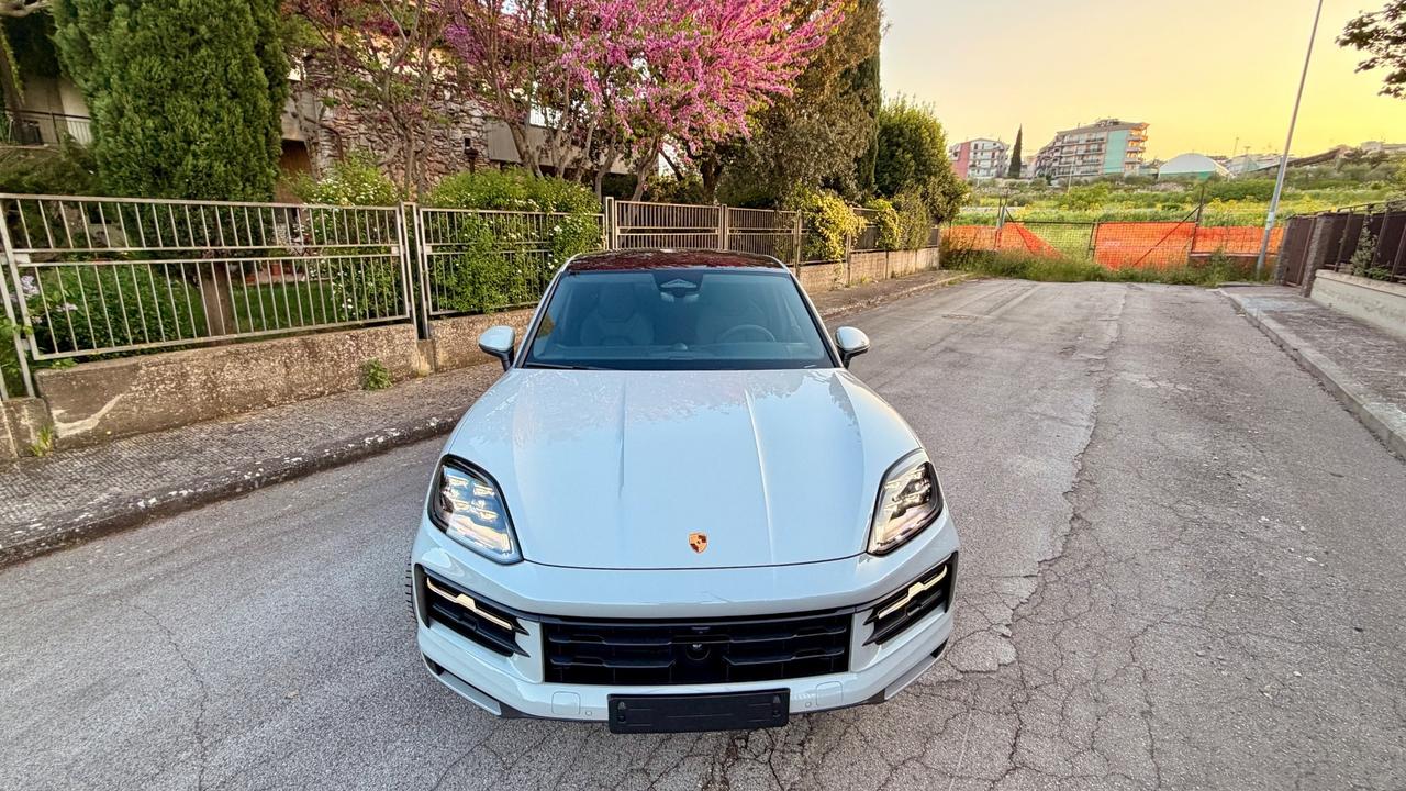 Porsche Cayenne 3.0 V6 E-Hybrid Coupè IVA ESPOSTA ITALIANA