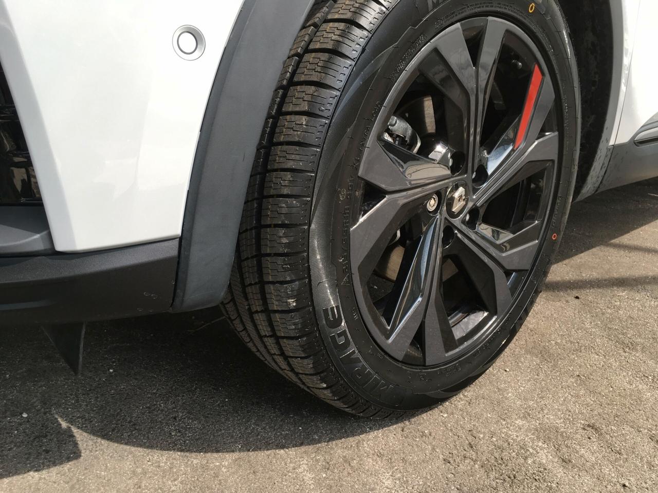 Renault Arkana Hybrid E-Tech 145 CV R.S. Line