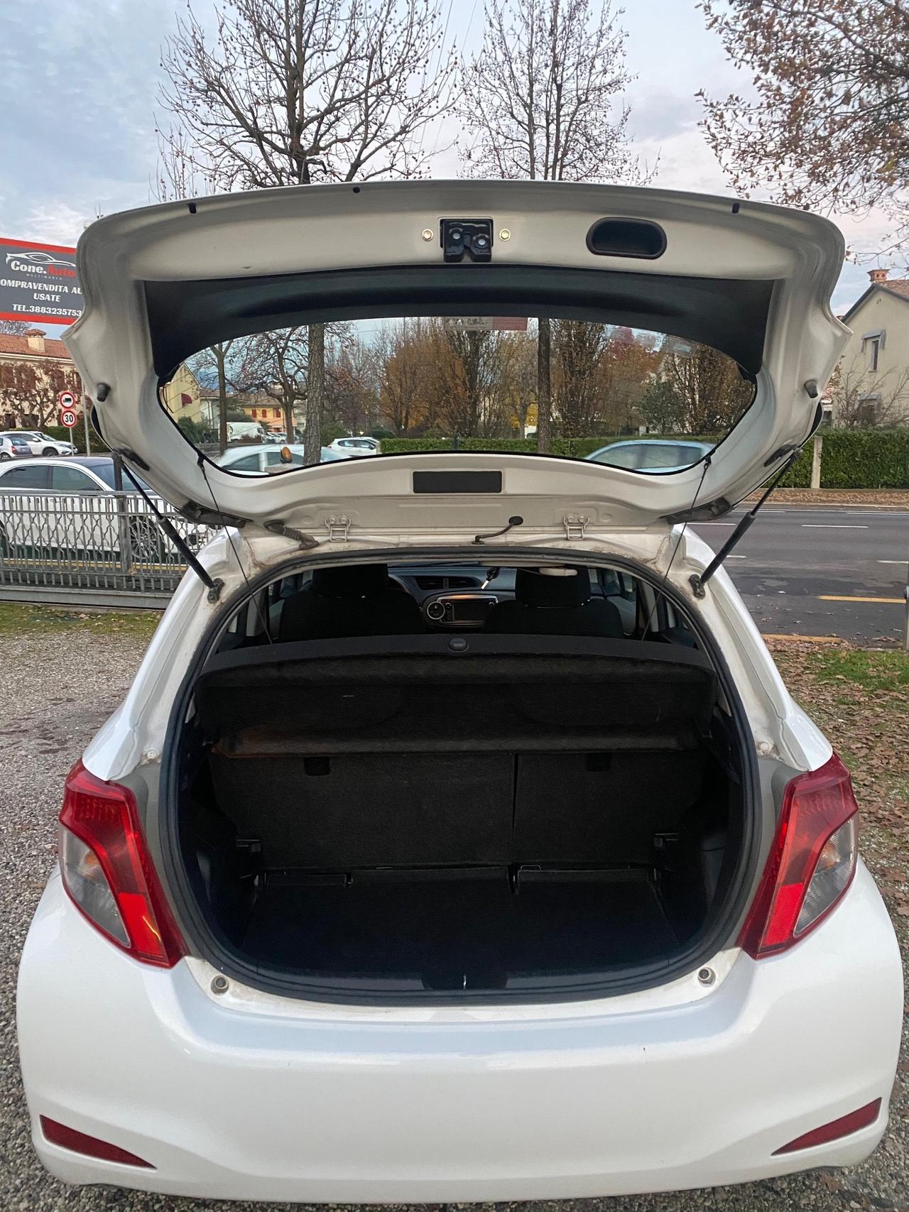 Toyota Yaris 1.4 D-4D 5 porte Lounge