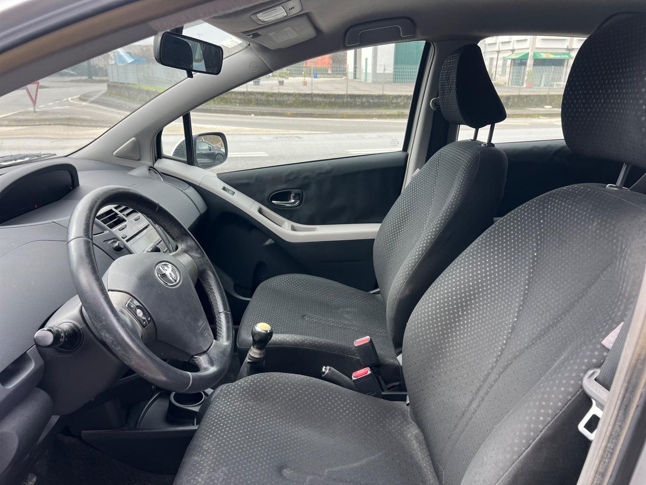 Toyota Yaris 1.0 benz - Garanzia 12 Mesi