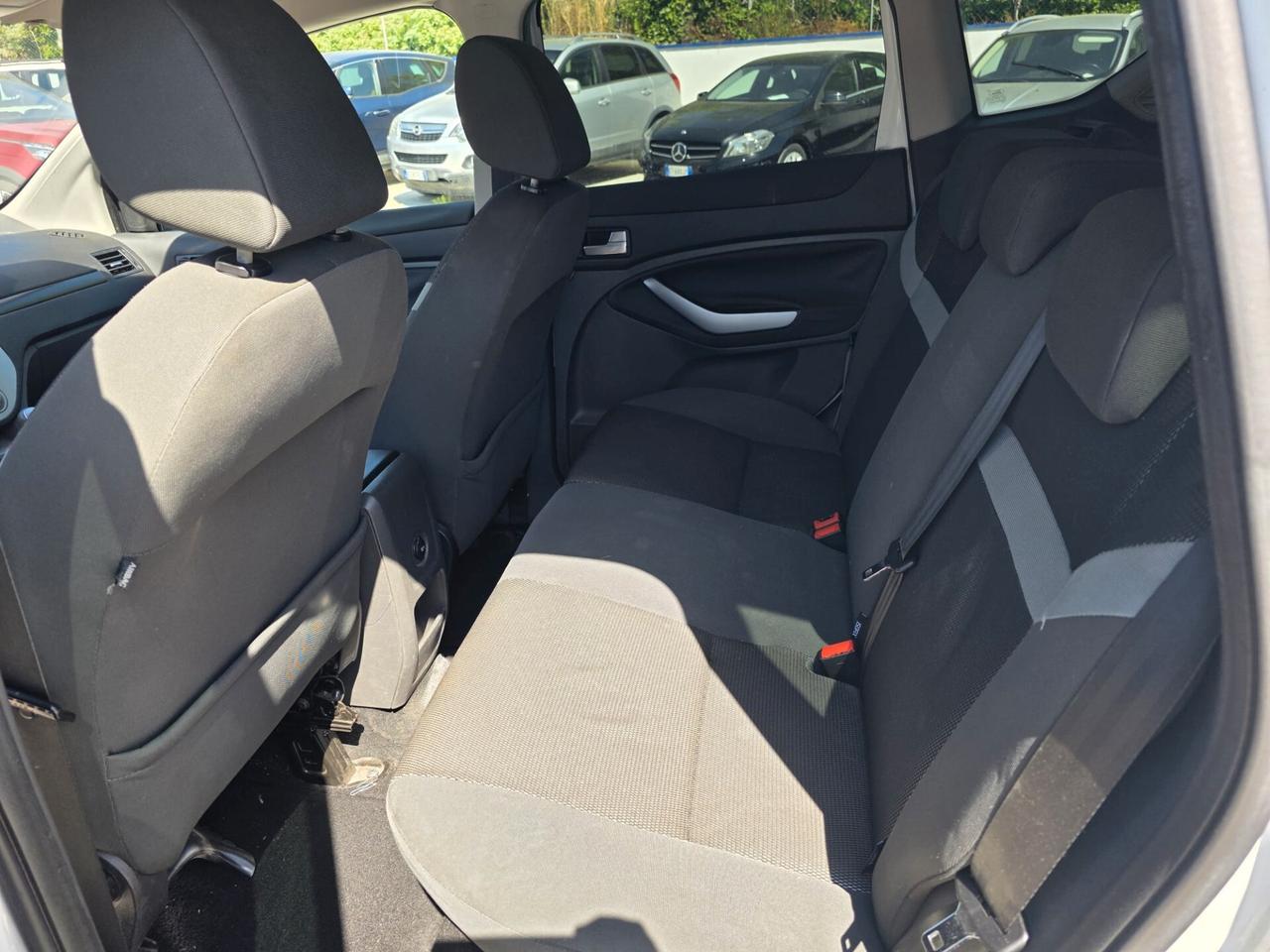Ford Kuga 2.0 TDCi 136 CV 2WD Titanium DPF