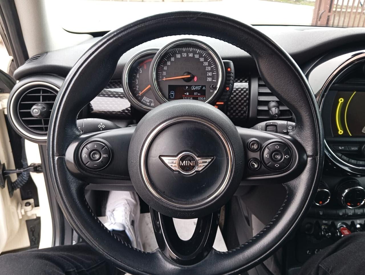 Mini 2.0 Cooper SD Business XL
