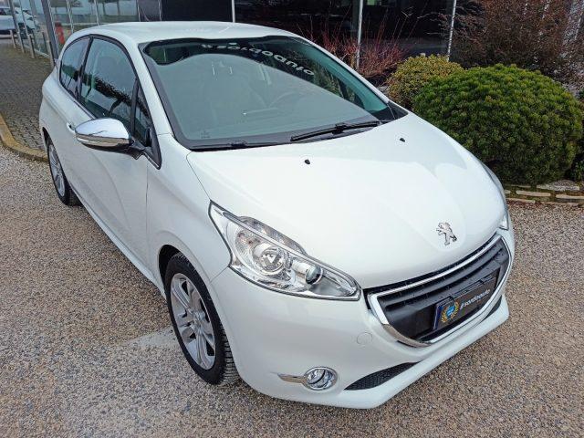 PEUGEOT 208 3 porte Allure "NEOPATENTATI"