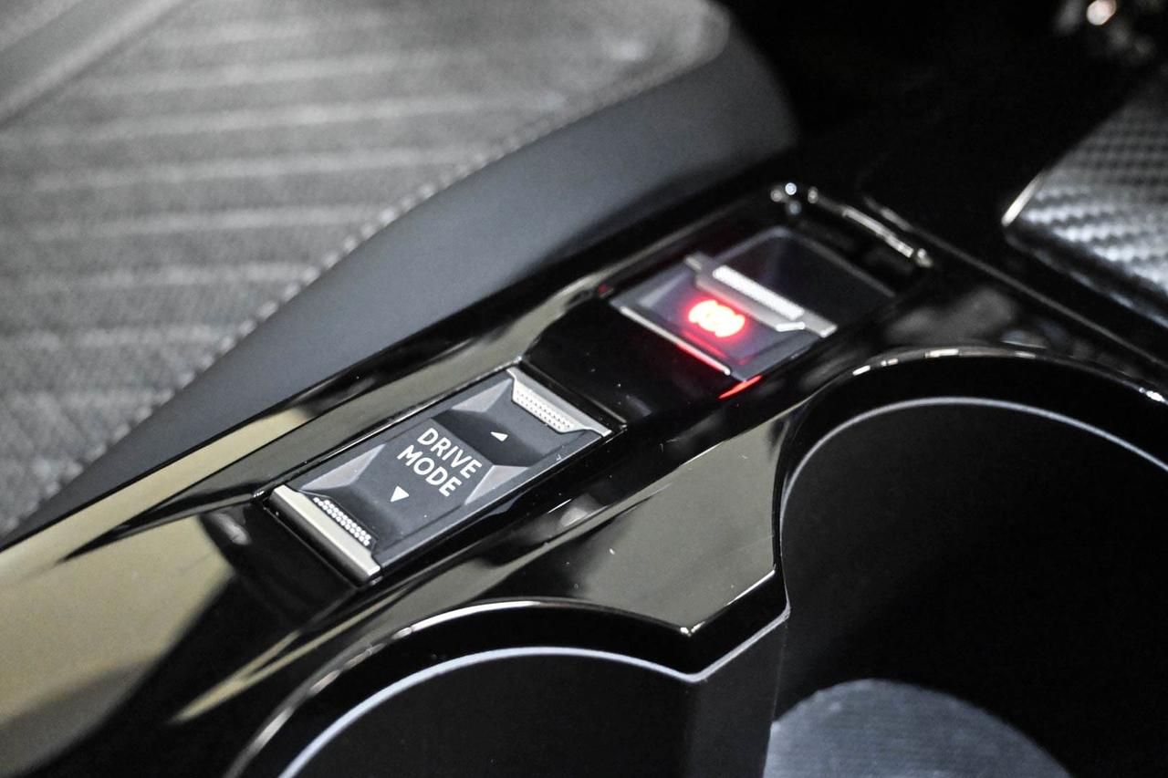 PEUGEOT 2008 2ª serie 2008 PureTech 130 S&S EA...