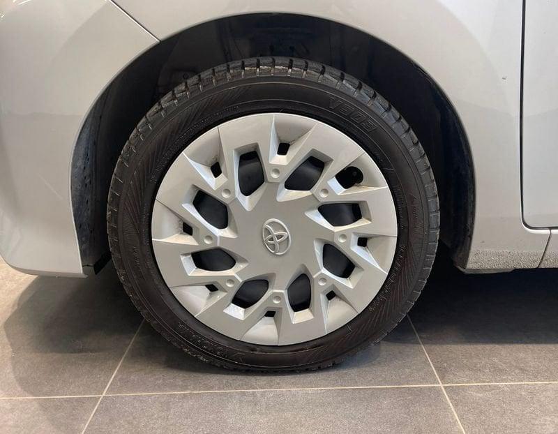 Toyota Aygo Connect 1.0 VVT-i 72 CV 5 porte x-play