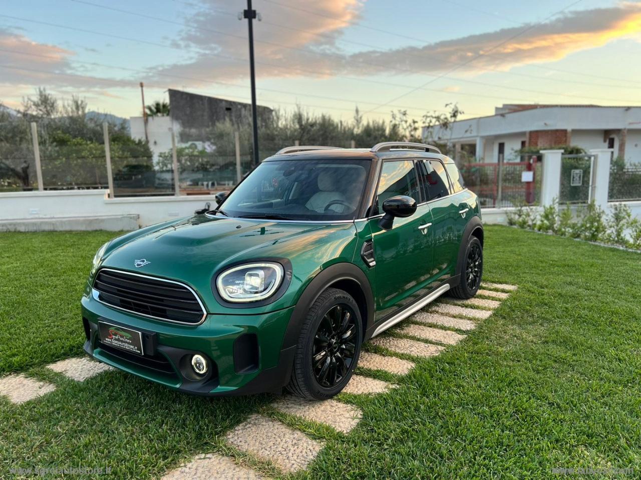 MINI Mini Cooper D Essential Countryman