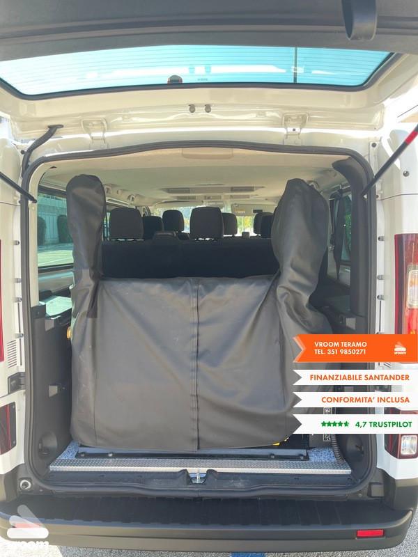 RENAULT Trafic 2.0 dCi 120CV DISABILI