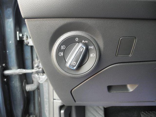 SEAT Leon 1.6 TDI 115cv DSG ST Business -OK NEOPAT.-IVA Det.