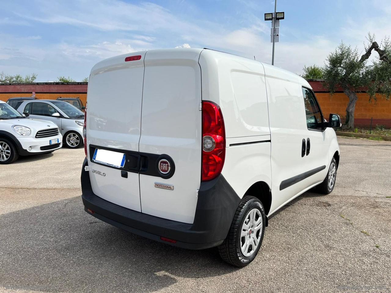 DOBLO CARGO LOUNGE 1.6 MJ 105CV