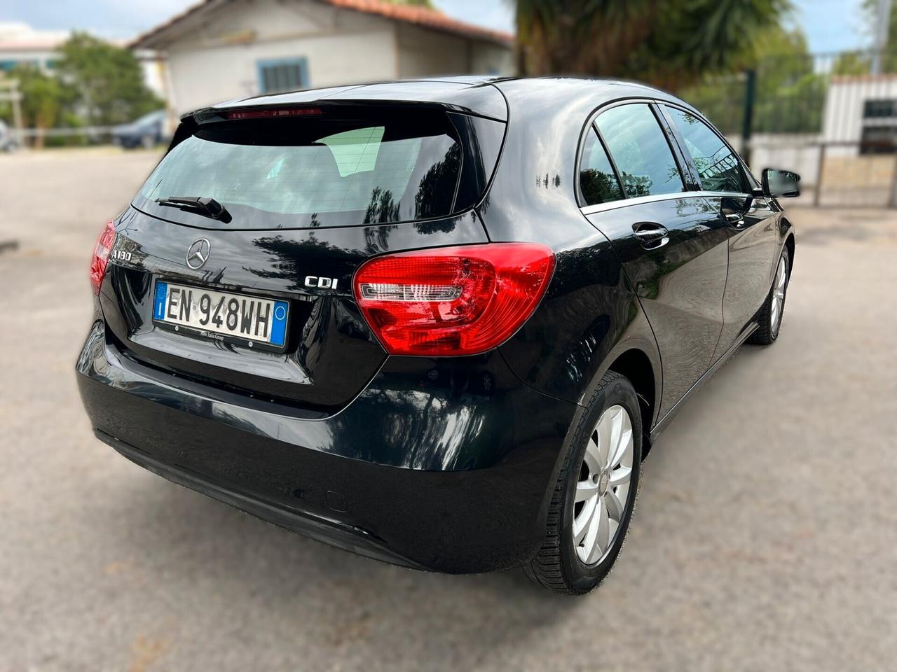 MERCEDES CLASSE A 180 1.5 CDI Premium - 2012