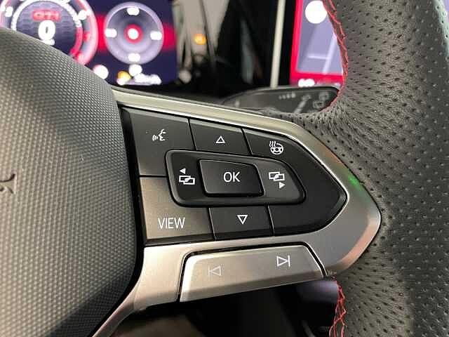 Volkswagen Golf GTI Mark 8 Facelift (2024) 2.0TSI 265CV DSG - IVA ESPOSTA