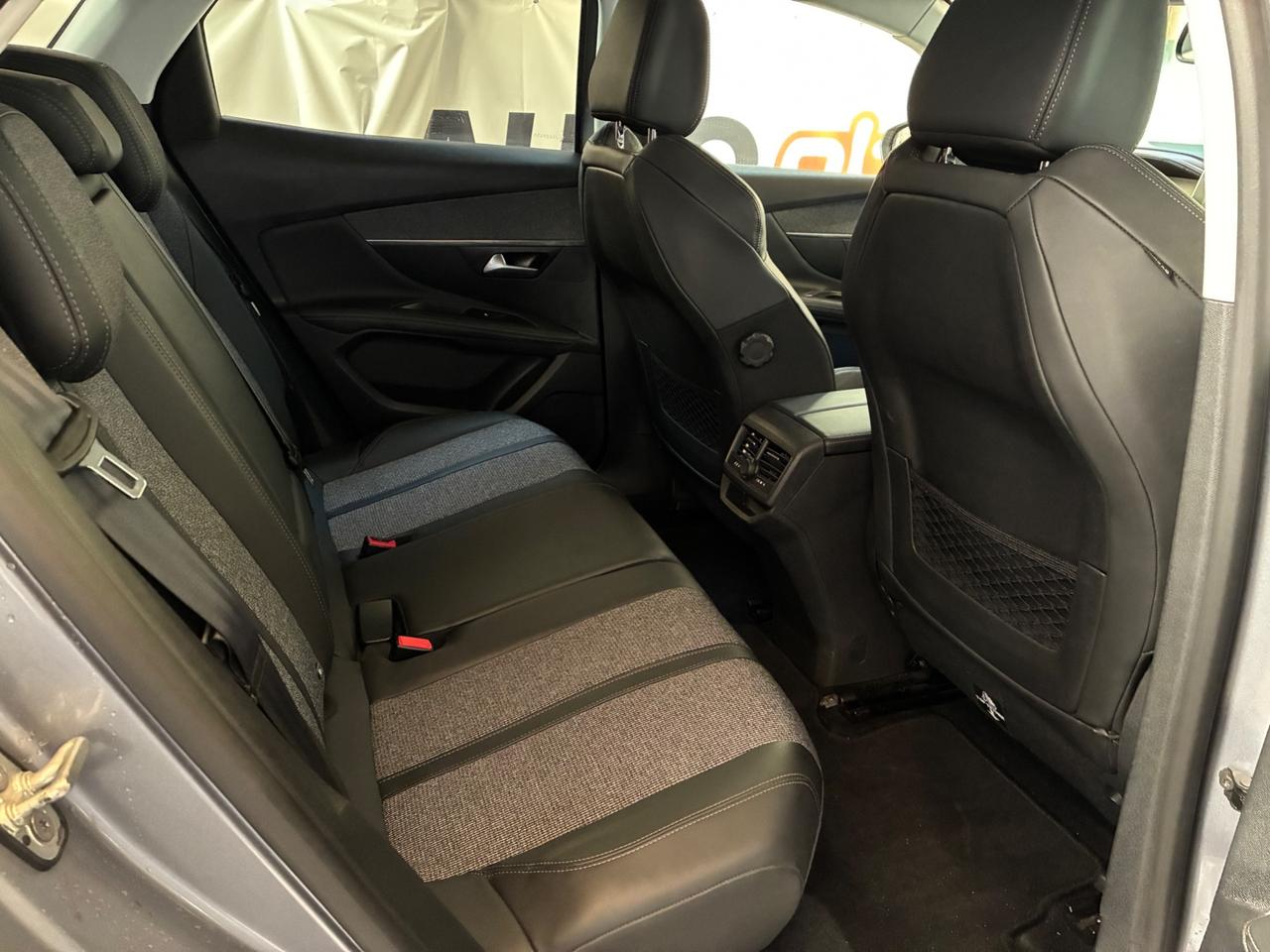 Peugeot 3008 PureTech Turbo 130 S&S Allure