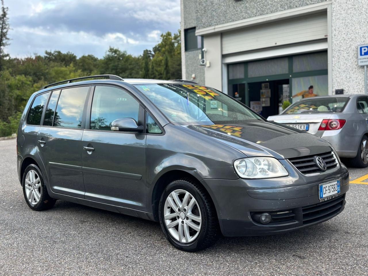 Volkswagen Touran 2.0 TDI 136CV 7POSTI Highline