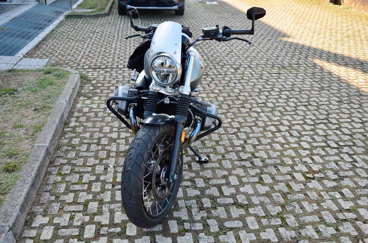 BMW R 12 NINET SCRAMBLER, AKRAPOVIČ