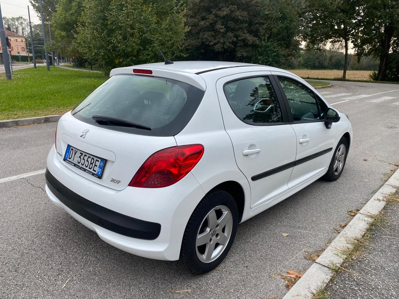 Peugeot 207 1.4 8V 75CV 5p. Energie Sport ECO GPL