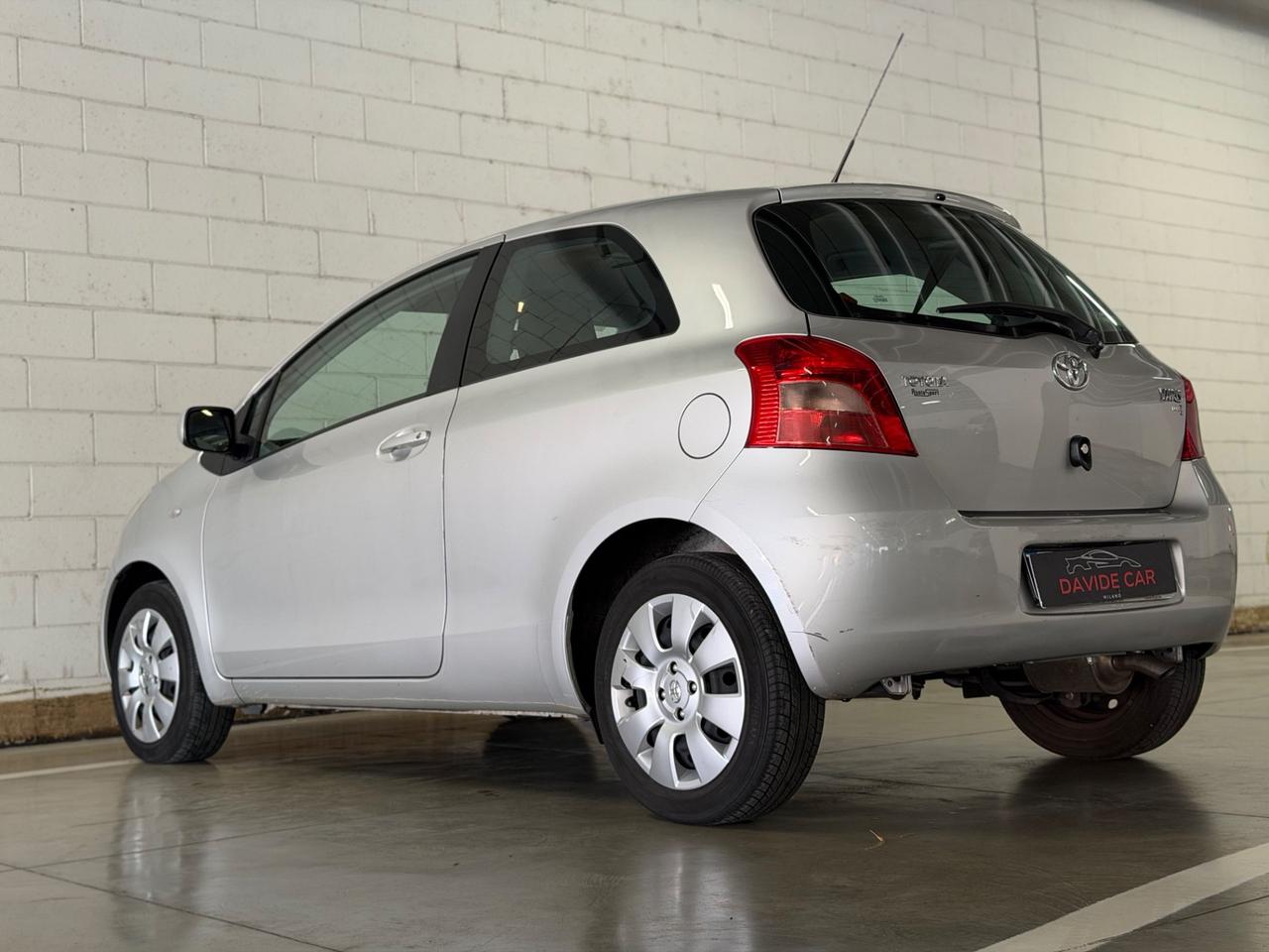 Toyota Yaris 1.3 3 porte Sol 13.000km