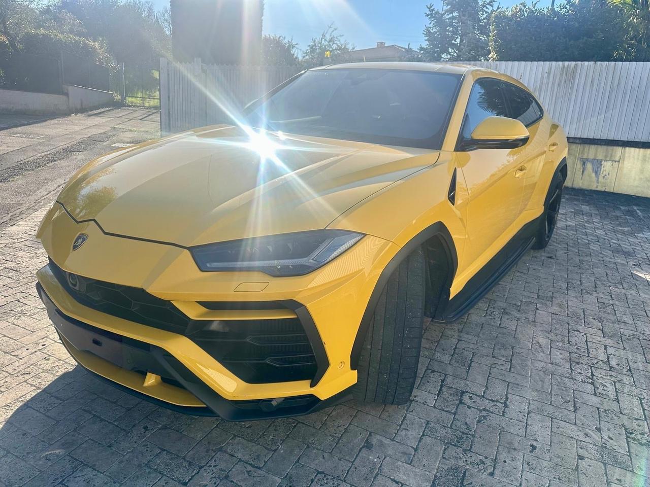 Lamborghini Urus 4.0 Graphite Capsule