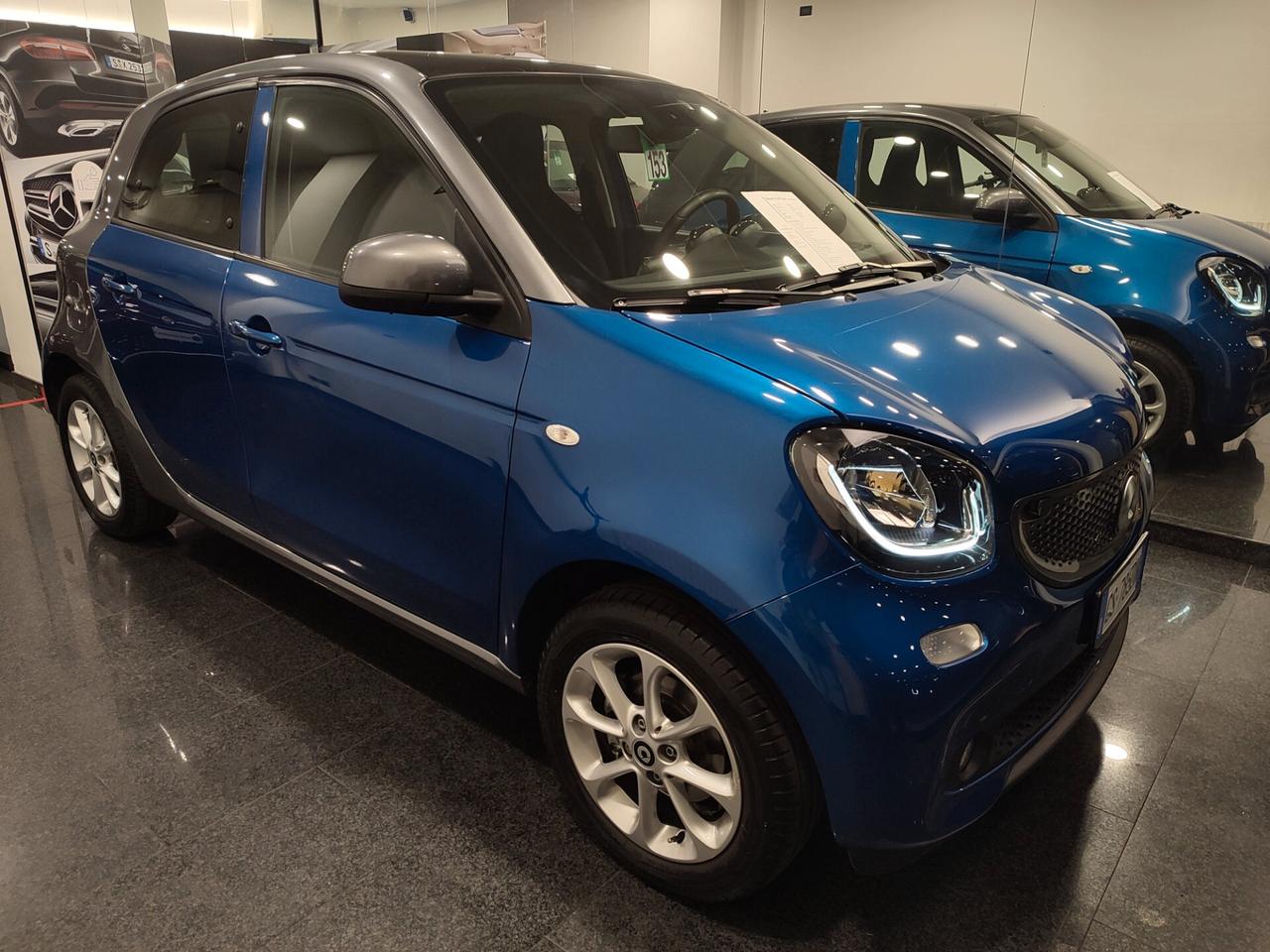 Smart ForFour 90 0.9 Turbo twinamic Passion my19 Android Touch 9"