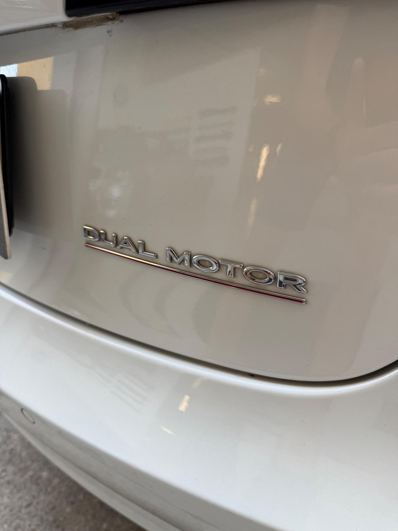 Tesla Model 3 Long Range AWD Performance