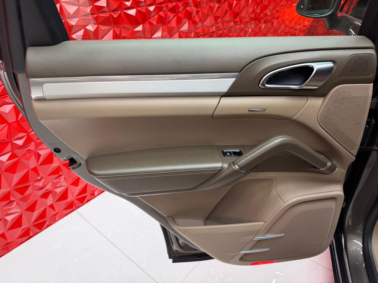 Porsche Cayenne 3.0 Diesel Platinum Edition 250Cv