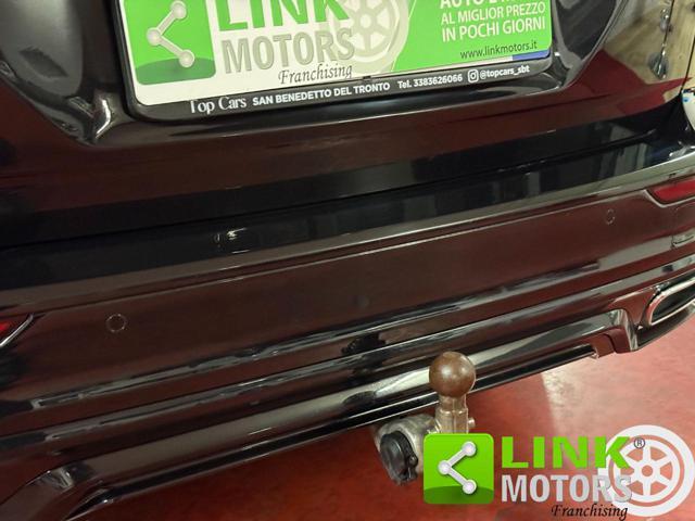 VOLVO V60 D3 Geartronic R-design - IVA -FULL- GANCIO -24MESI