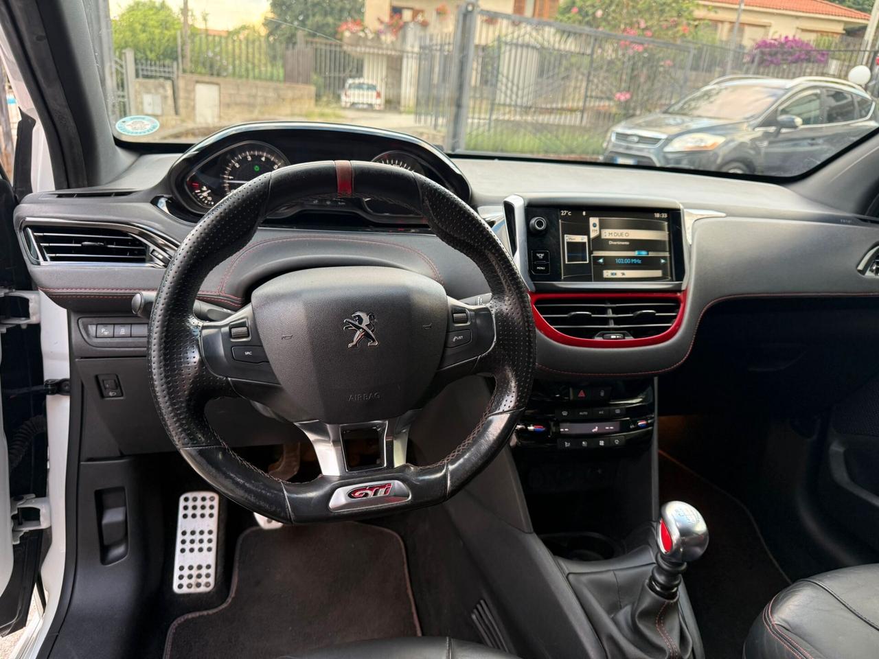 Peugeot 208 1.6 THP 200 CV 3 porte GTi