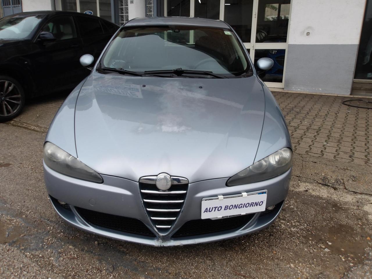 Alfa Romeo 147 5 Porte 147 5p 1.9 jtd Distinctive 120cv