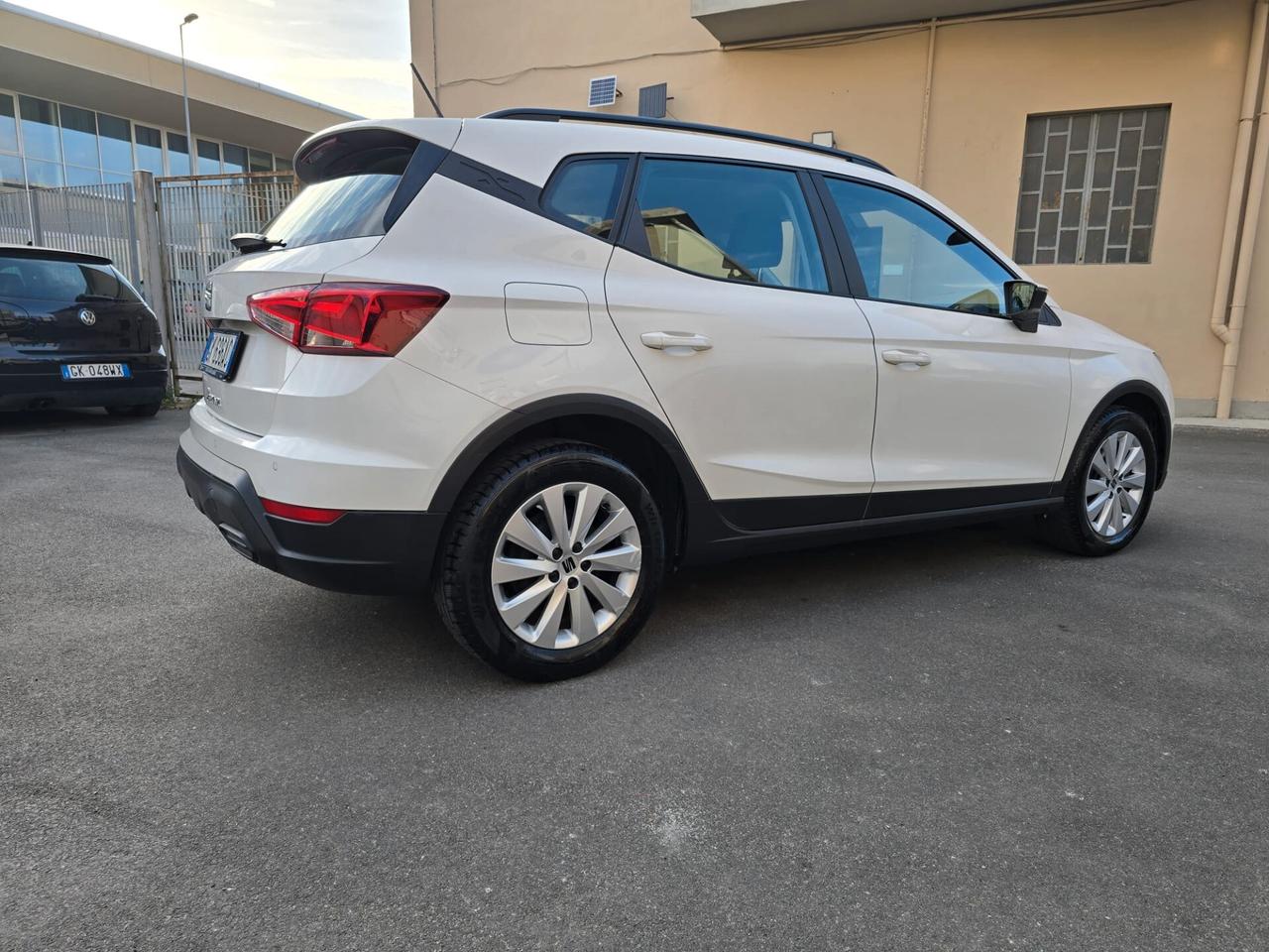 Seat Arona 1.0 TGI FR metano perfetta garanzia ancora casa madre
