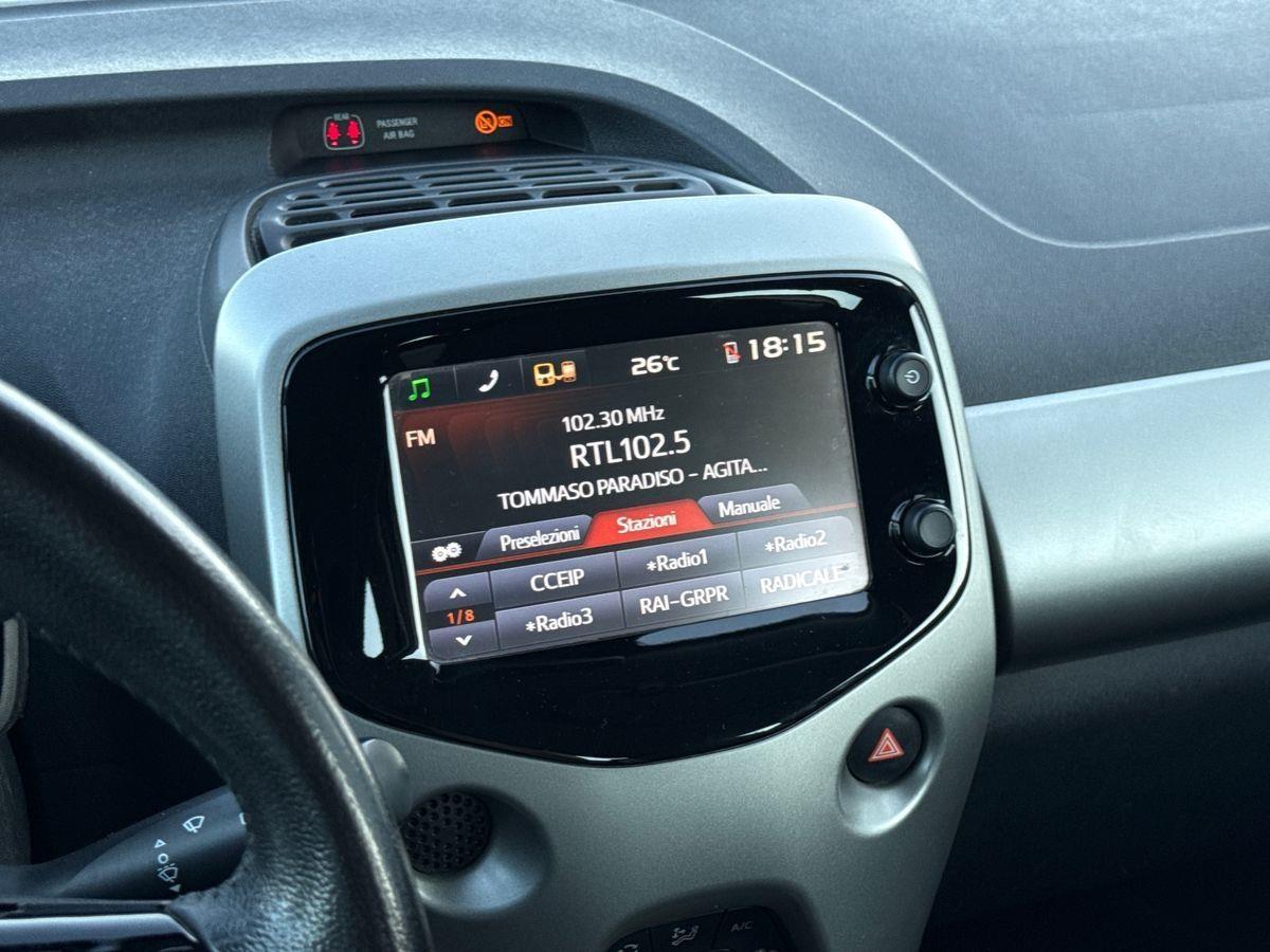 TOYOTA Aygo II 2014 - Aygo 5p 1.0 x-play my15
