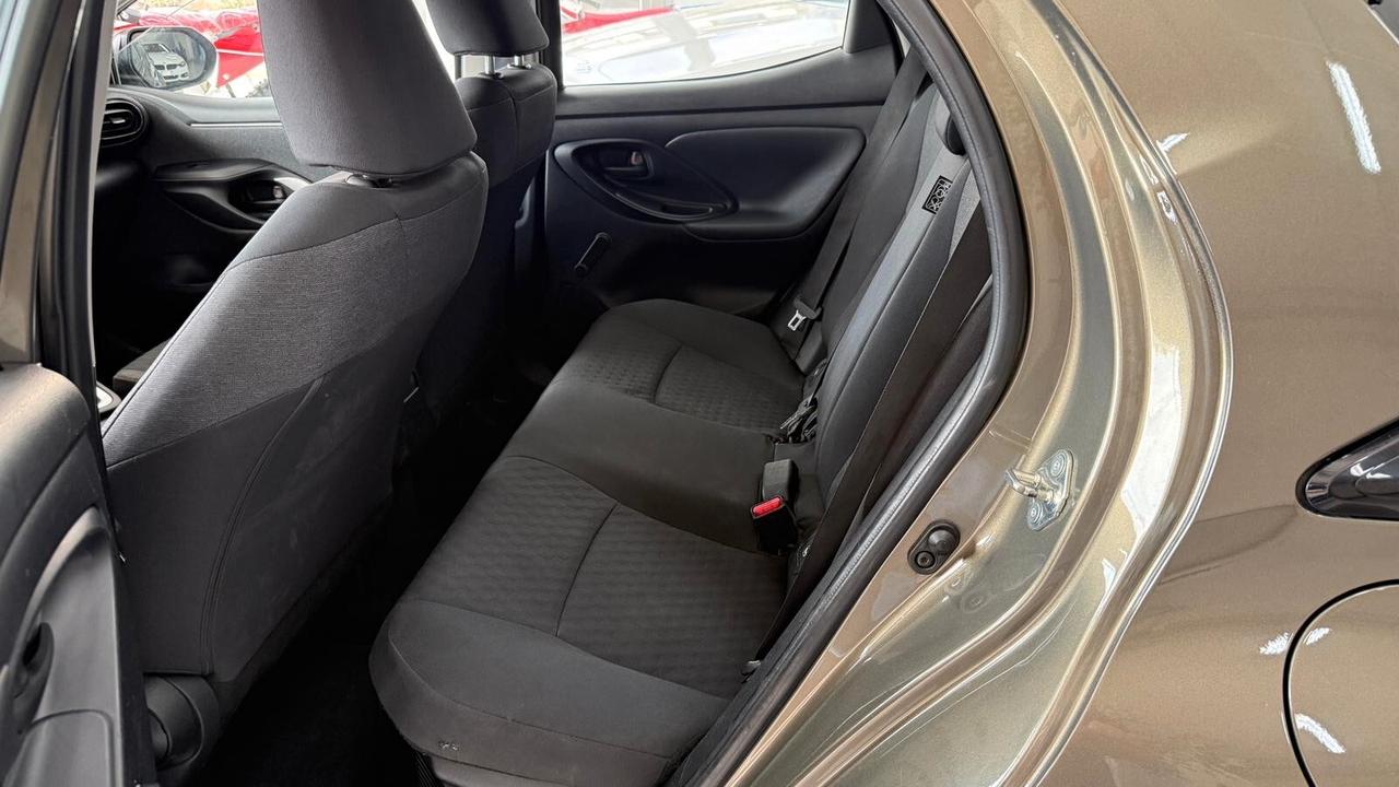 Toyota Yaris 1.5 Hybrid 5 porte Business