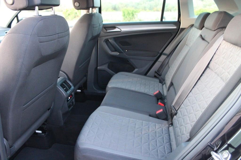 VOLKSWAGEN Tiguan 2.0 TDI 150CV DSG *LED *CARPLAY