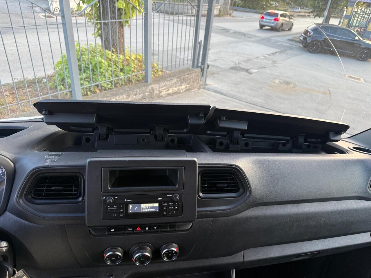 Nissan Interstar 35 2.3 DCi 135CV Acenta